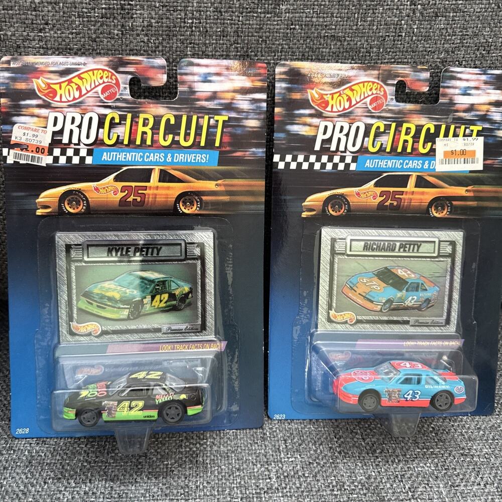 Hot Wheels Kyle Petty #42 Pro Circuit Authentic NASCAR Edition Richard Petty #43